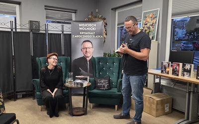 Spotkanie autorskie z Wojciechem Wolnickim.